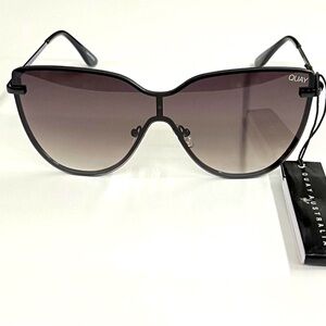 Quay DAYDREAM blk/smk Sunglasses NWT